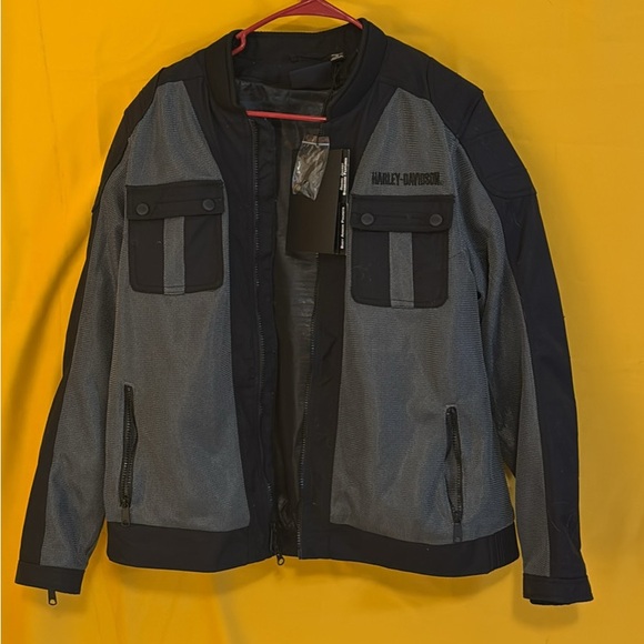 NWY Harley-Davidson Men's Black and Gray Lightweight Jacket